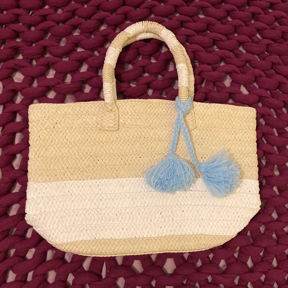 Altru Straw Tote with Blue Tassel